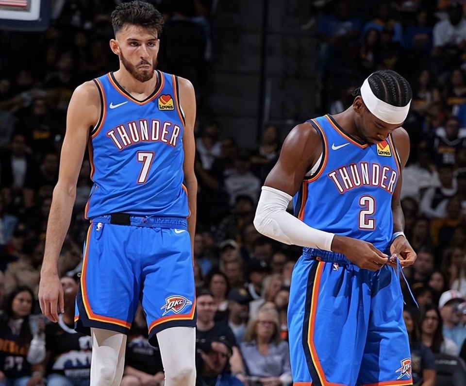 先发投手在 先发投手在